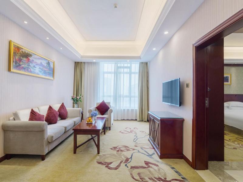 Vienna Hotel Guilin Lingchuan Shunxiang No.1 Mansion Exterior photo